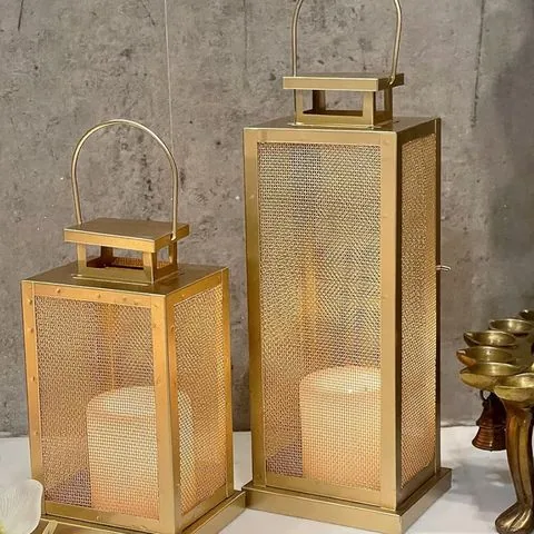 Gold mesh lanterns, set of 2