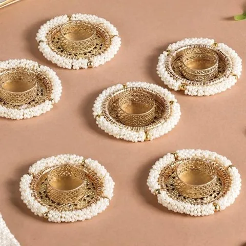 Pearl tealight holders