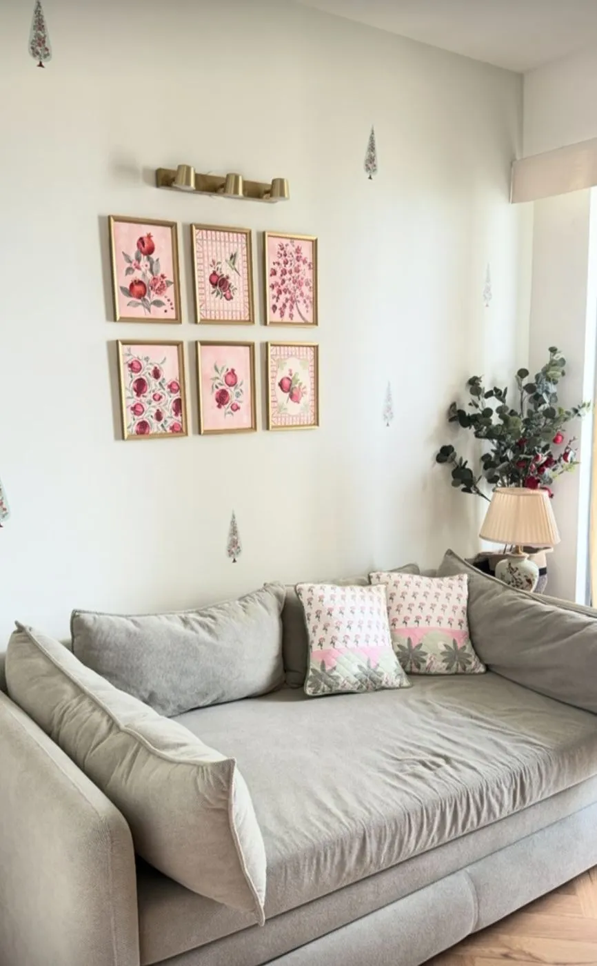 Living room wall with a fresh paint finish and painted motifs