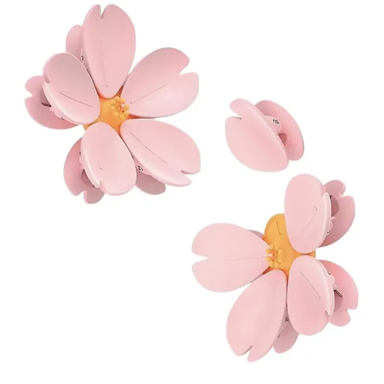 Pink cherry blossom shaped magnetic clips